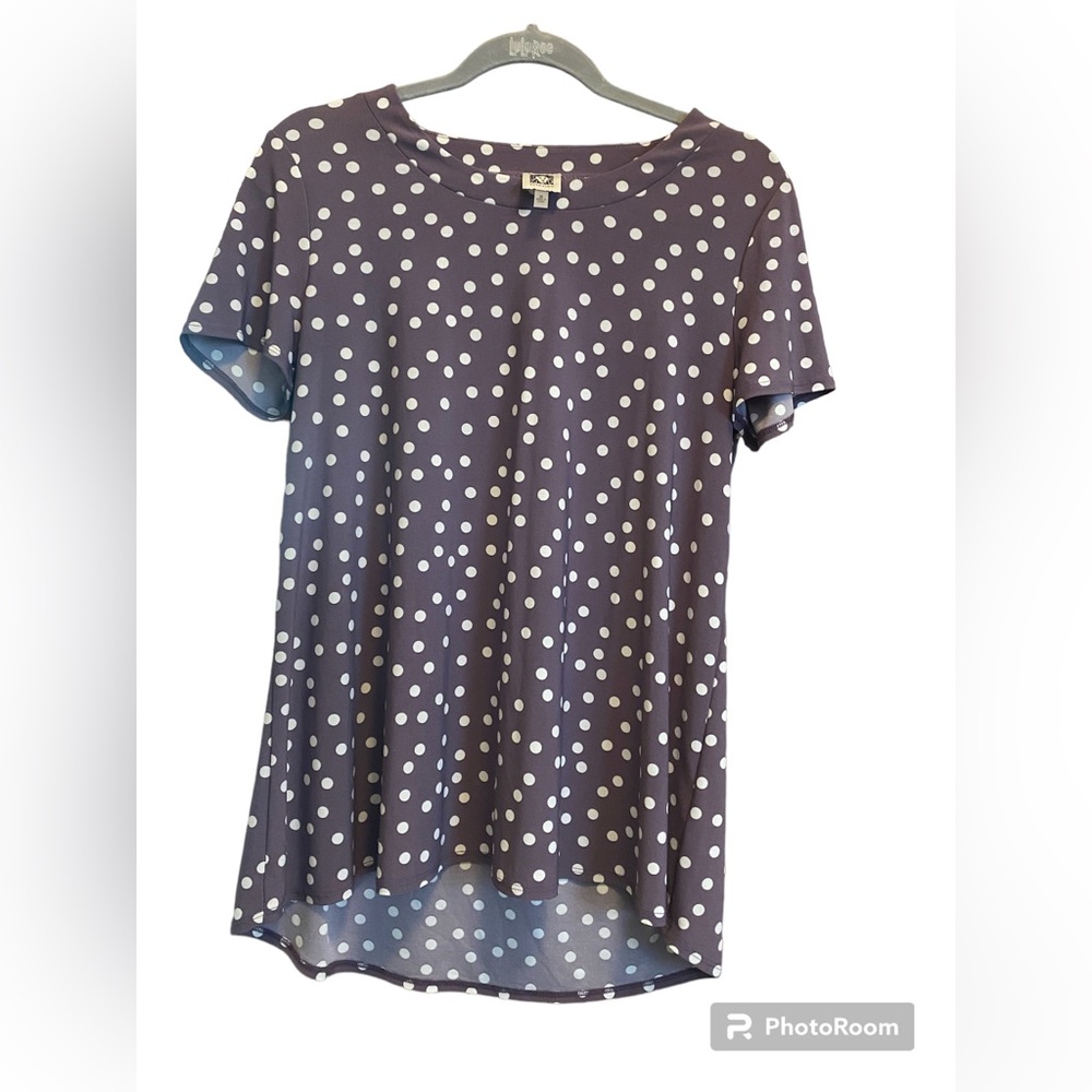 Women’s polka dot shirt